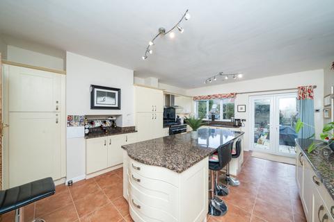 undefined, Western Road, Hagley DY9