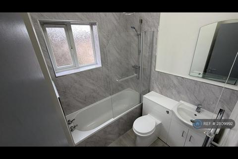 1 bedroom flat to rent, Meadow Court, Wakefield, WF2