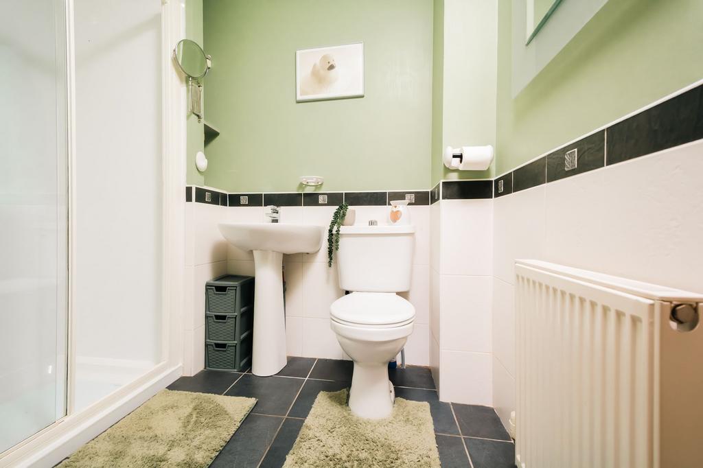 Ensuite