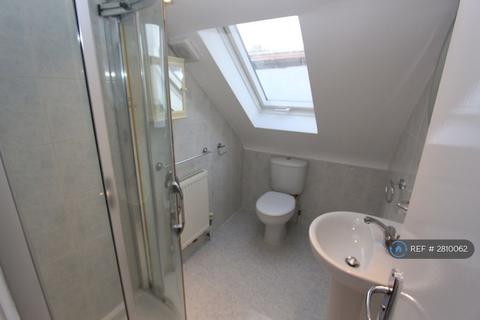 1 bedroom flat to rent, Caledonian Road, London, N1