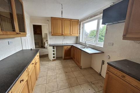 4 bedroom semi-detached house for sale, Yerburgh Avenue, Colwyn Bay