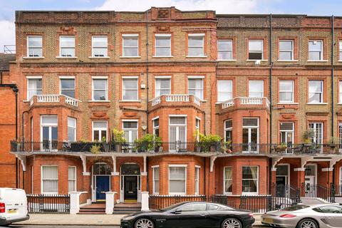1 bedroom flat for sale, Rosary Gardens, South Kensington, London
