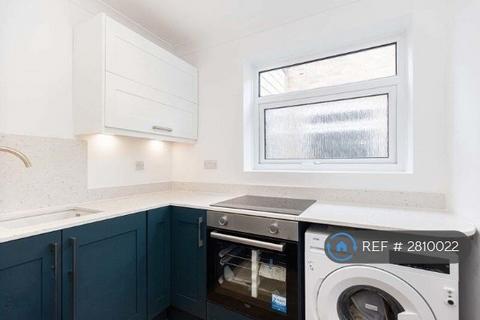 1 bedroom flat to rent, Meyrick Court, Bournemouth, BH2