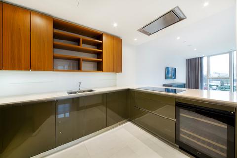 3 bedroom flat for sale, Pinnacle House, Juniper Drive, London