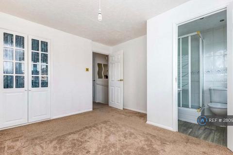 undefined, Fairfield Way, Stevenage, SG1