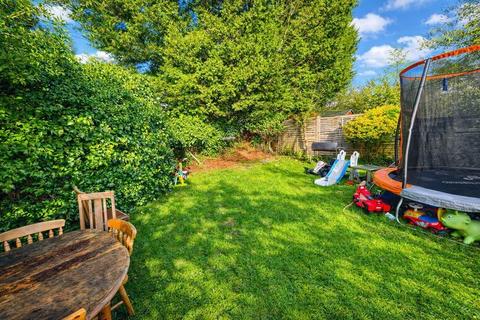 2 bedroom maisonette for sale, Kenneth Gardens, Stanmore, Middlesex, HA7 3SD