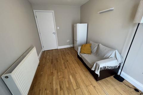 undefined, Marsh Lane, London NW7