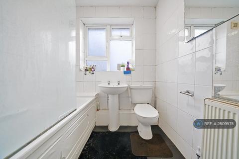 undefined, Shirley Court, London, SW16
