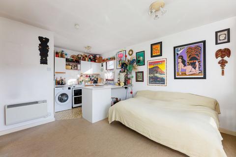 Studio for sale, Holley Road W3