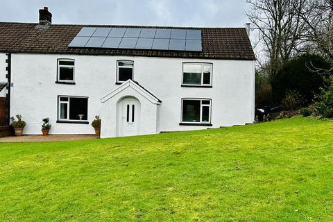 4 bedroom semi-detached house to rent, Gareth Isaf Farm, Efail Isaf, Pontypridd, CF38 1SN