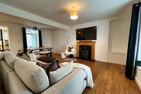 undefined, 16 Graig Terrace, Pontypridd