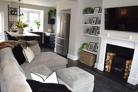 2 bedroom terraced house for sale, Tottington Road, Harwood