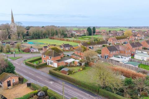 3 bedroom detached house for sale, Perry Road, Leverington, Wisbech, PE13 5AB