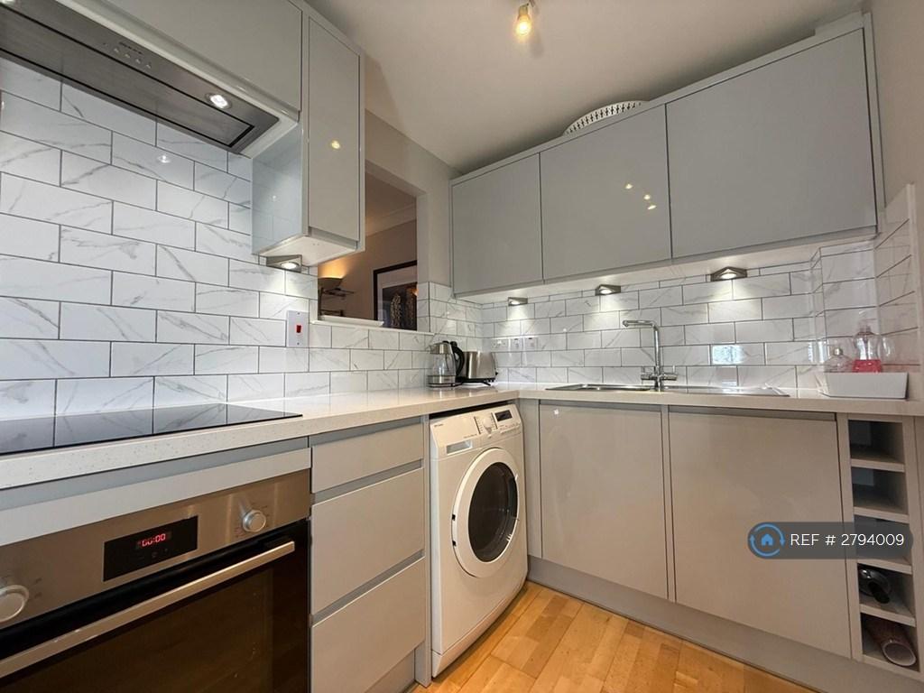 Kitchen With Washer/Dryer, Dishwasher