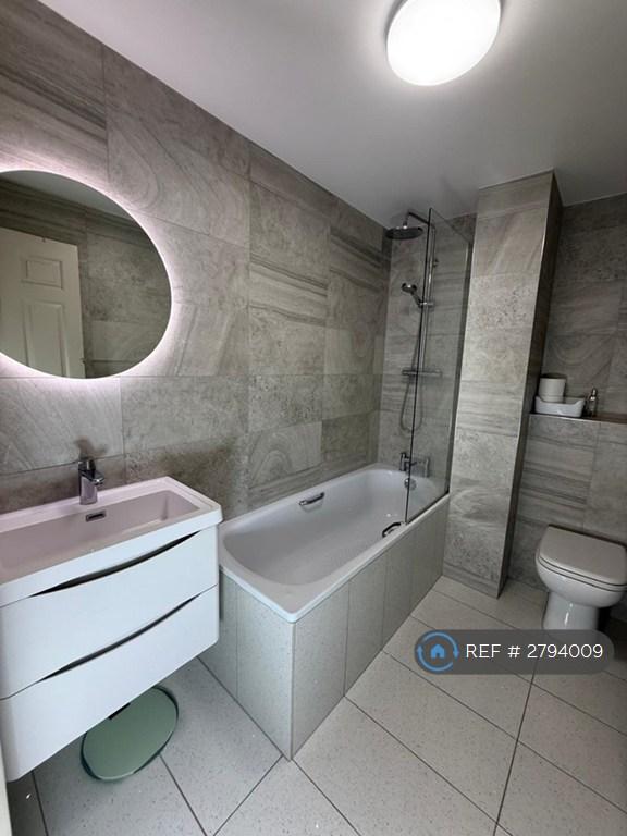Modern Bathroom