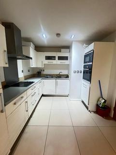 2 bedroom apartment to rent, 122 City Tower, Limeharbour, Crossharbour, South Quay, Canary Wharf, London, E14 9LU