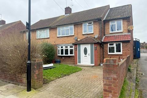 7 bedroom end of terrace house for sale, Page Road, Feltham