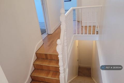 1 bedroom flat to rent, Hither Green Lane, London, SE13