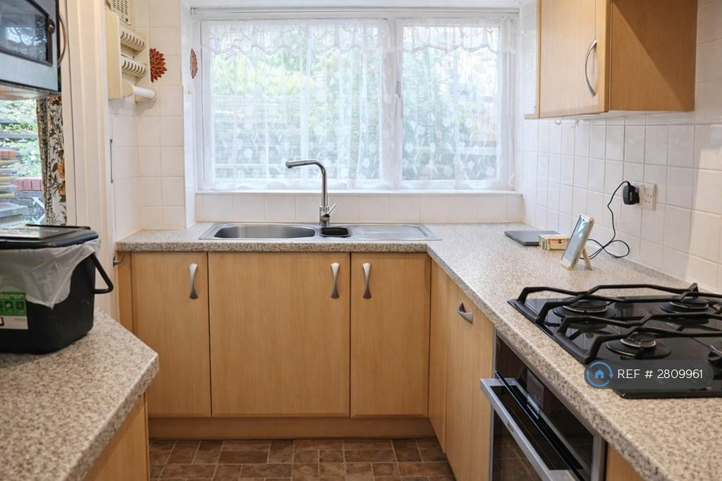 Kitchen 1