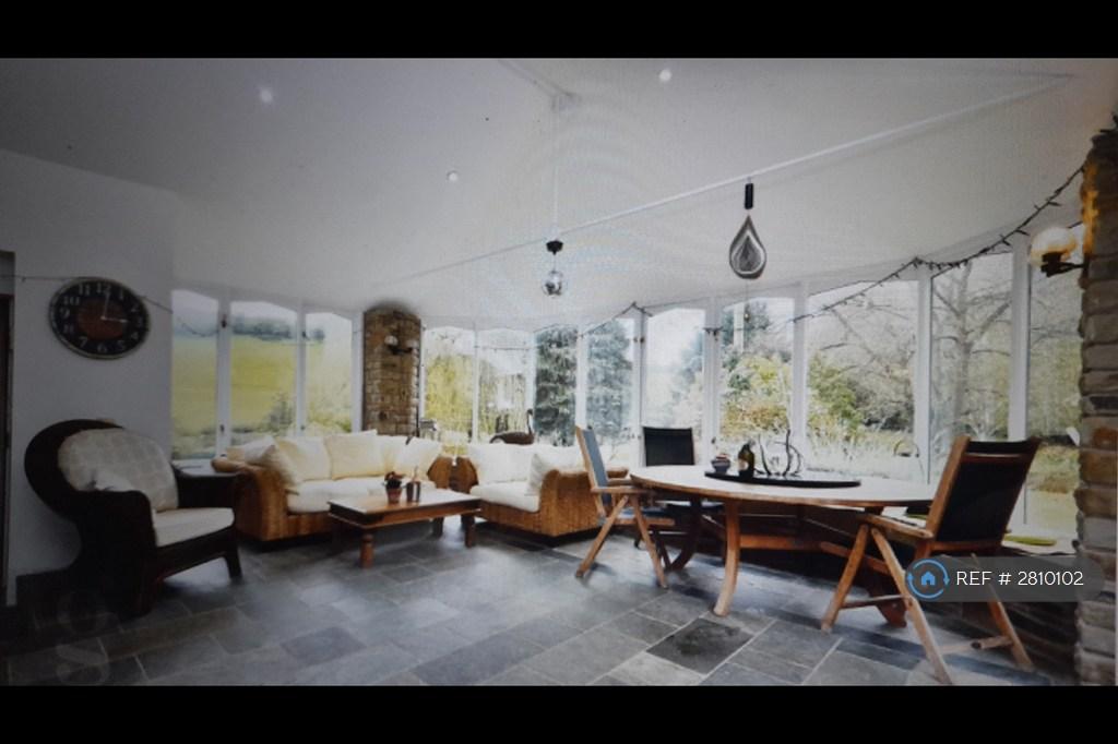 Conservatory Room