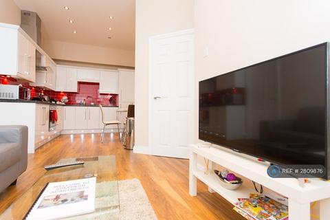 undefined, Pontefract Lane, Leeds, LS9