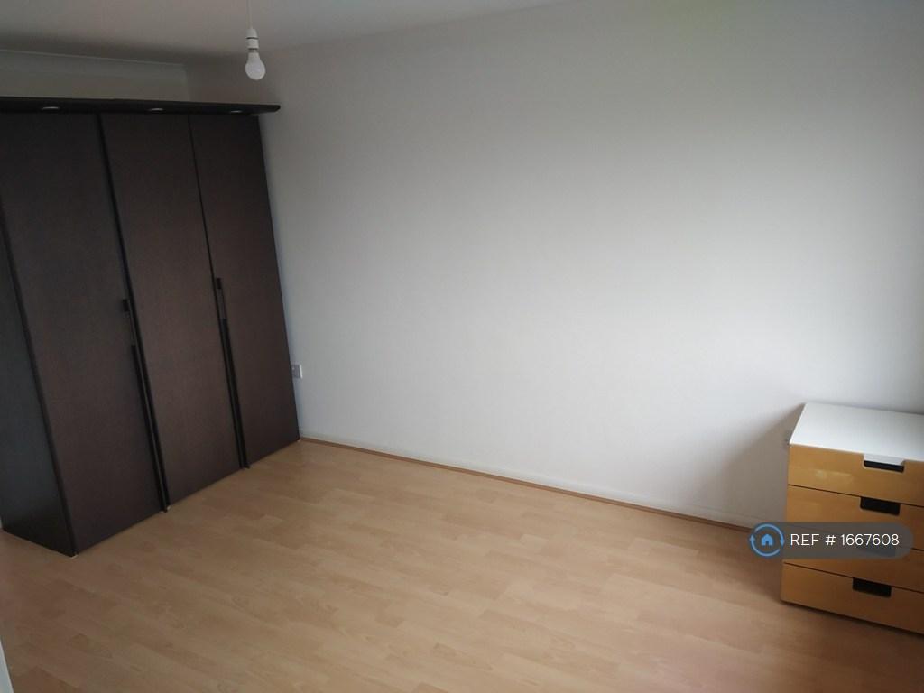 Master Room Pic 2