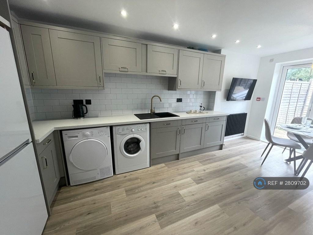 Communal Kitchen