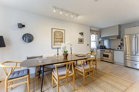 2 bedroom flat for sale, Belsize Park, London NW3