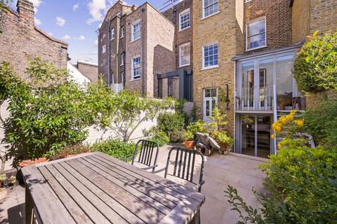undefined, Bedford Gardens, London