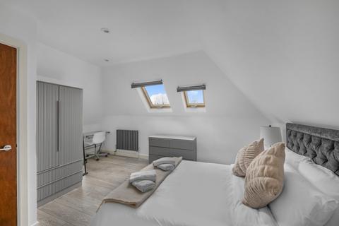 1 bedroom apartment to rent, Middleton Drive, London, SE16