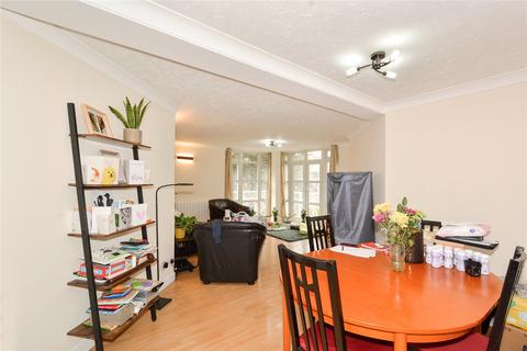 undefined, Virginia Court, Eleanor Close, London, SE16