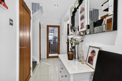 3 bedroom terraced house for sale, Langtons Meadow, Slough, SL2