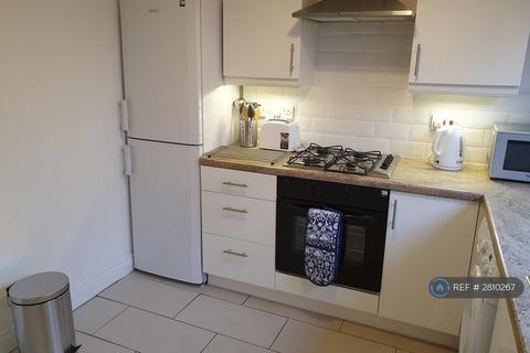 2 bedroom flat to rent, Ferry Road, Glasgow, G3