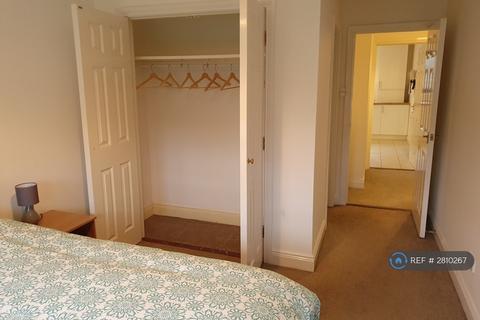 2 bedroom flat to rent, Ferry Road, Glasgow, G3