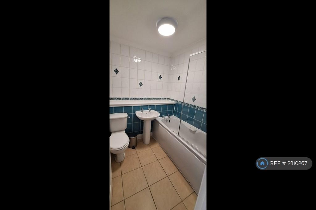 Main Bathroom