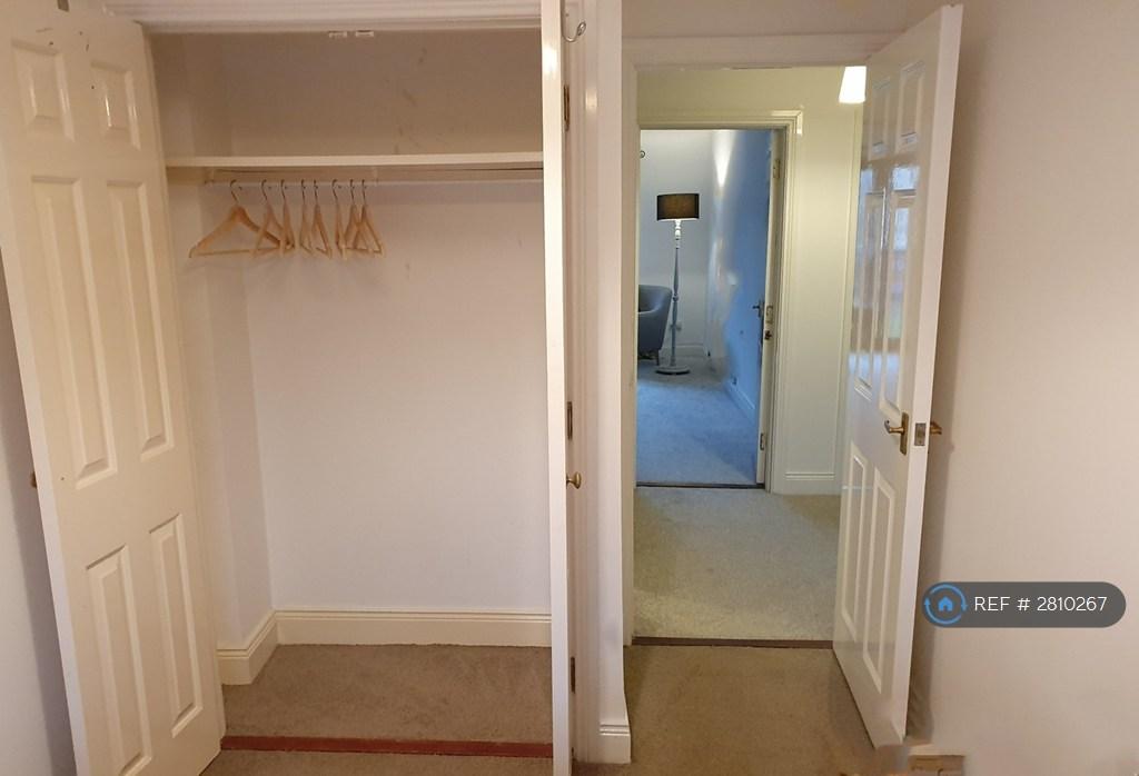 2nd Bedroom - Storage