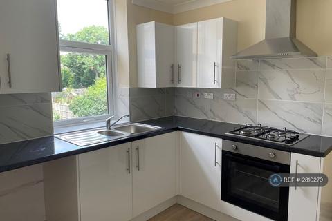 1 bedroom flat to rent, Swan Road, West Drayton, UB7