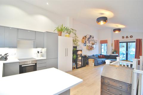 3 bedroom terraced house for sale, Bath Road, Stroud, Gloucestershire, GL5