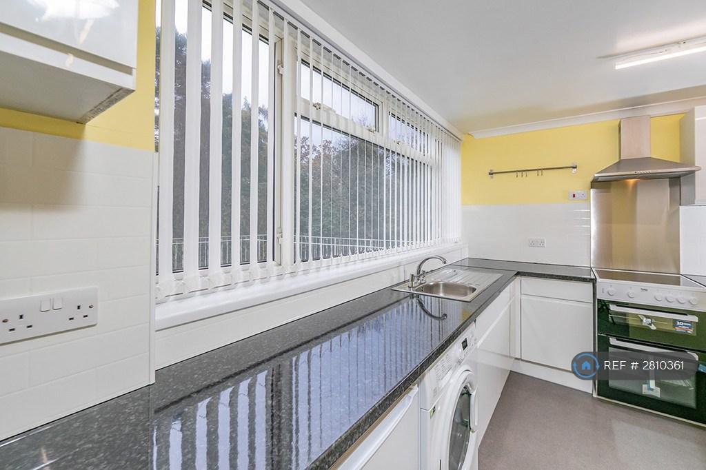 Kitchen 3