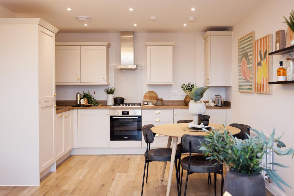 HR Kitchen Diner