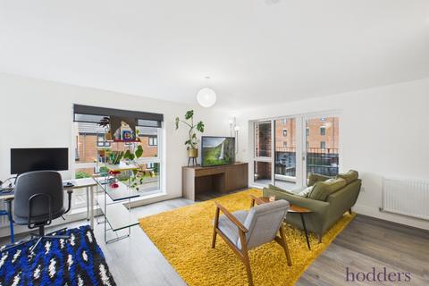 1 bedroom apartment for sale, Wessex House, Garrett Crescent, Ottershaw, Surrey, KT16