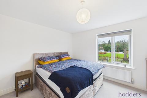 1 bedroom apartment for sale, Wessex House, Garrett Crescent, Ottershaw, Surrey, KT16