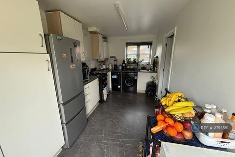 undefined, Langtree Avenue, Slough, SL1