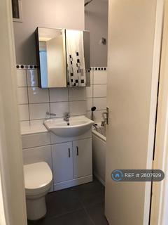2 bedroom flat to rent, Longbridge Road, Barking, IG11