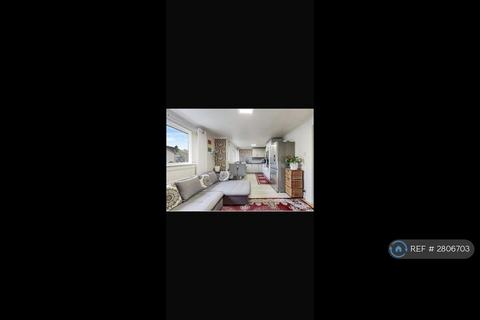undefined, Hardgate, Clydebank, G81