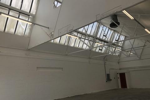Distribution warehouse to rent, 5H Main Dr Wembley HA9 7