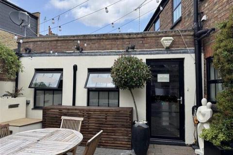 Office to rent, 48e Percy Rd London N12 8BU