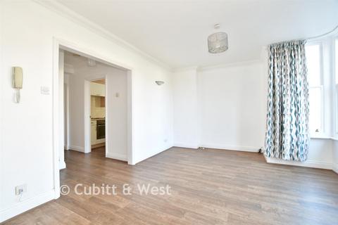 1 bedroom ground floor flat for sale, Tring House, Cranleigh GU6