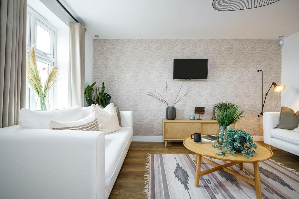 House in Llandaff - More