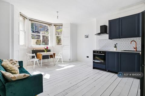 undefined, Lordship Park, London, N16